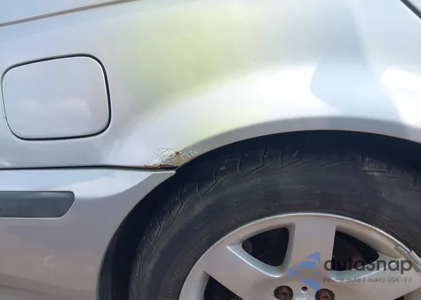 2003 BMW 325Xi from USA, damaged, VIN WBAEU33493PH88458